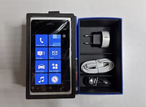 Nokia lumia 900 - nokia,